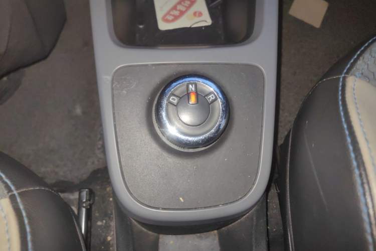 Used Renault E-Nuo 2019 e-Intelligent Model Gear Lever