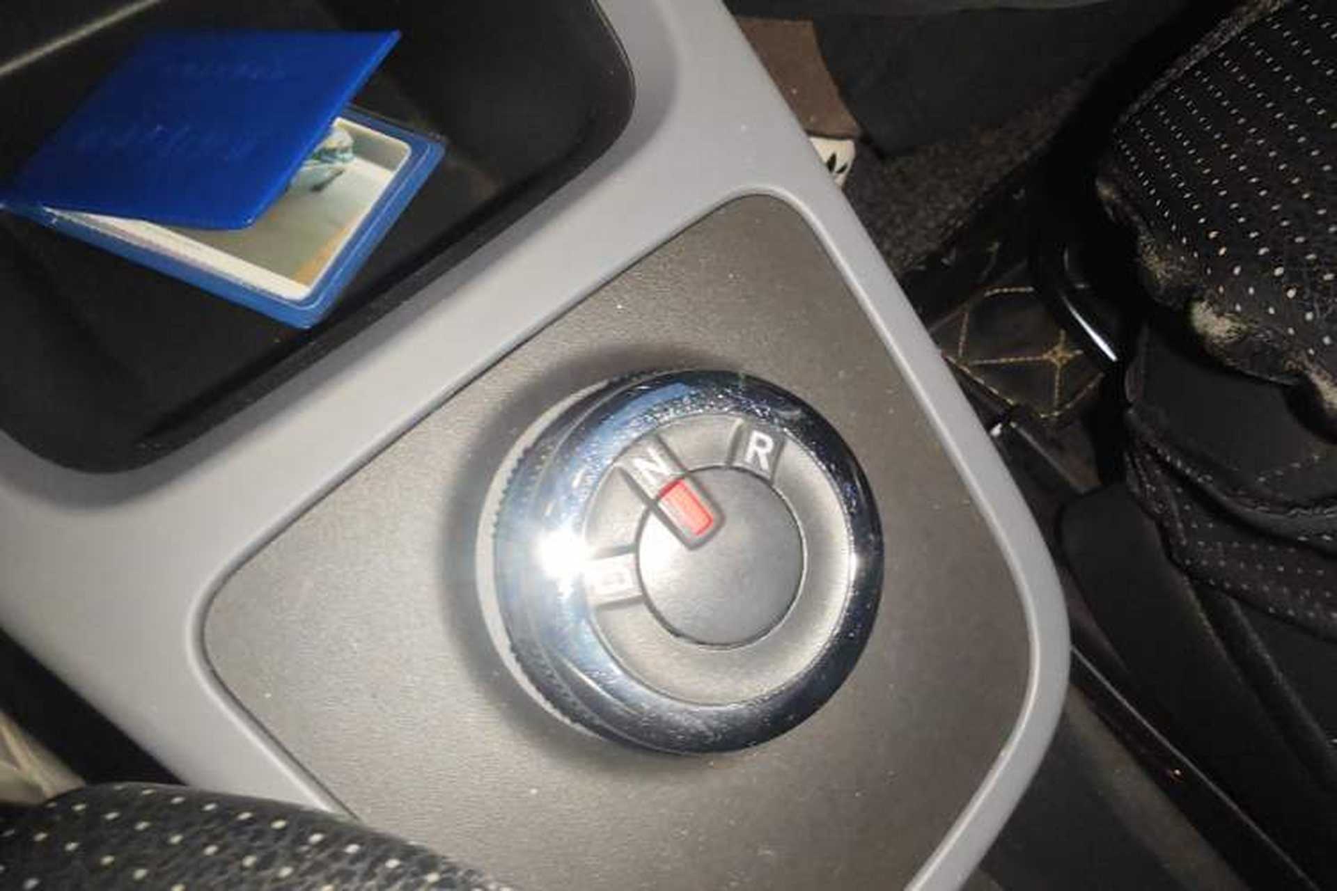 Used Renault E-Nuo 2019 e-Intelligent Model Gear Lever