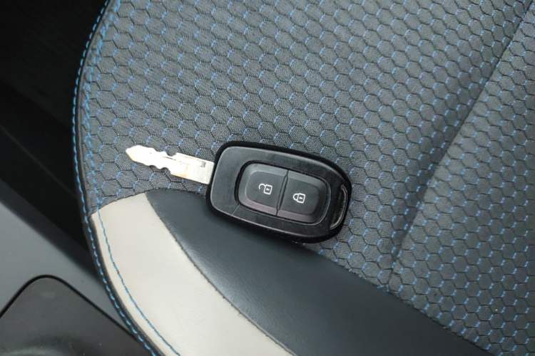 Used Renault E-Nuo 2019 e-Smart Model Interior 1