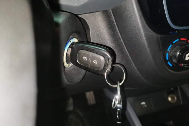 Used Renault E-Nuo 2019 e-Intelligent Model Interior 1