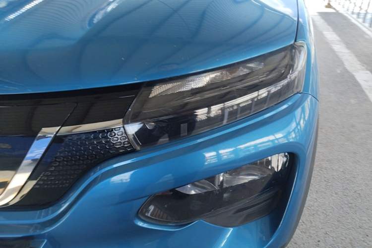 Used Renault E-Nuo 2019 e-Smart Model Left Front Headlight