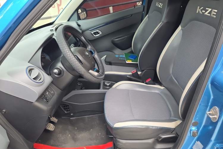 Used Renault E-Nuo 2019 e-Intelligent Model Left Front Seat