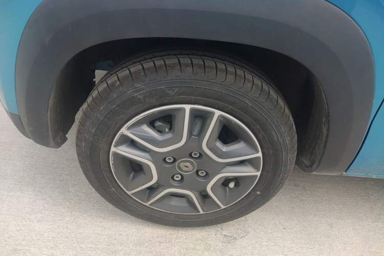 Used Renault E-Nuo 2019 e-Intelligent Model Left Front Wheel Hub