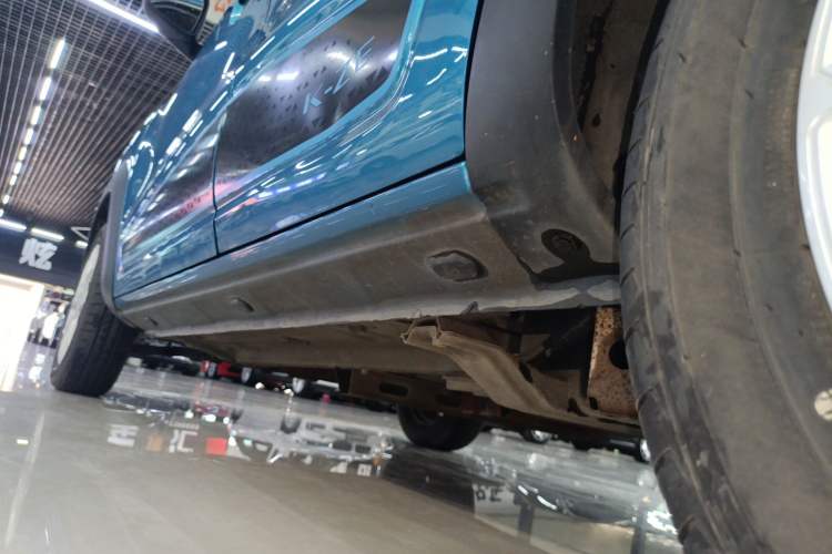 Used Renault E-Nuo 2019 e-Smart Model Left Side Sill