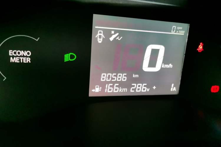 Used Renault E-Nuo 2019 e-Smart Model Odometer Close Up
