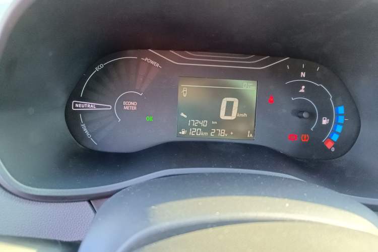Used Renault E-Nuo 2019 e-Smart Model Odometer Close Up