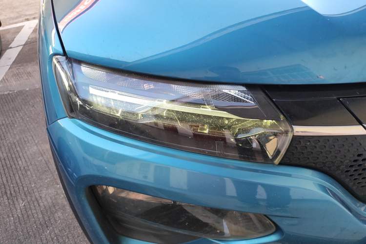 Used Renault E-Nuo 2019 e-Intelligent Model Right Front Headlight