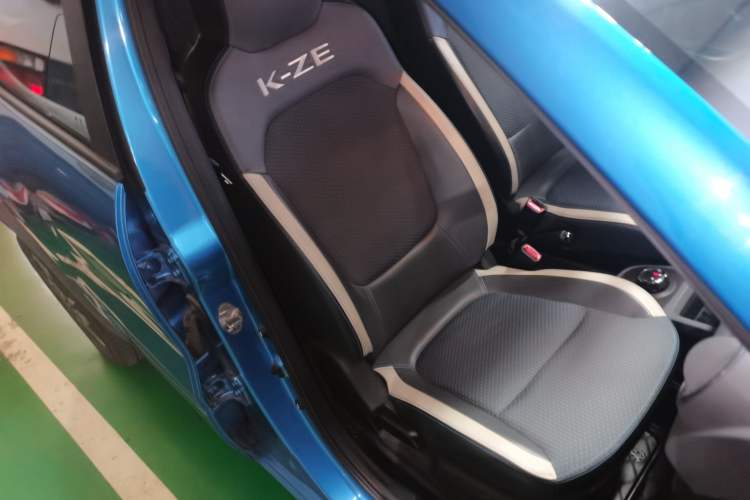 Used Renault E-Nuo 2019 e-Intelligent Model Right Front Seat
