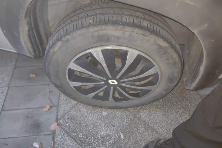Used Renault E-Nuo 2019 e-Intelligent Model Right Front Wheel Hub