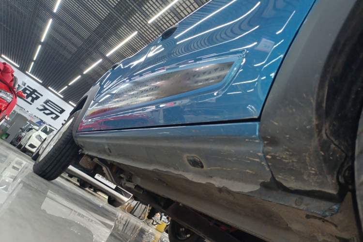 Used Renault E-Nuo 2019 e-Smart Model Right Side Sill