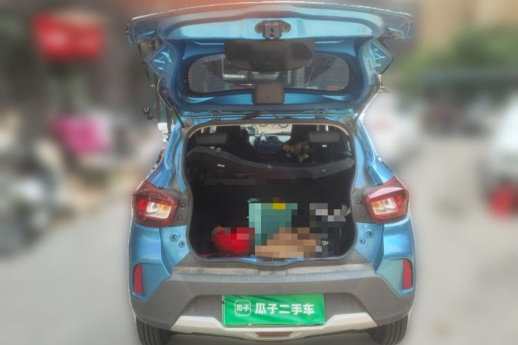 Used Renault E-Nuo 2019 e-Intelligent Model Trunk