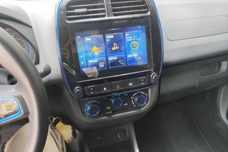 Used Renault E-Nuo 2019 e-Intelligent Model Audio And AC Panel