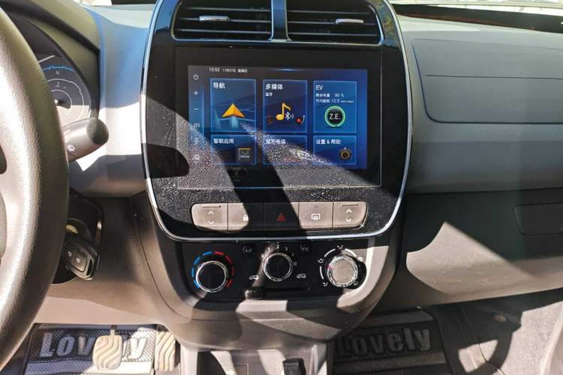 Used Renault E-Nuo 2019 e-Intelligent Model Audio And AC Panel