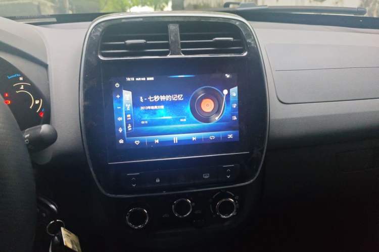 Used Renault E-Nuo 2019 e-Intelligent Model Audio And AC Panel