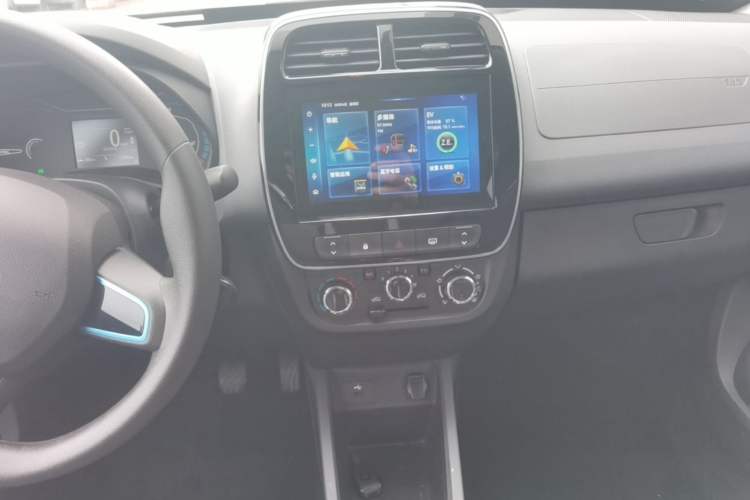 Used Renault E-Nuo 2019 e-Intelligent Model Audio And AC Panel