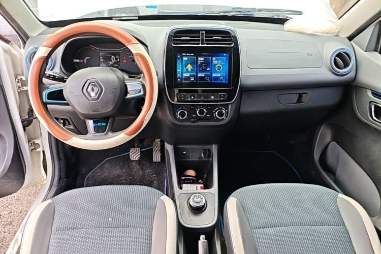 Used Renault E-Nuo 2019 e-Intelligent Model Center Console