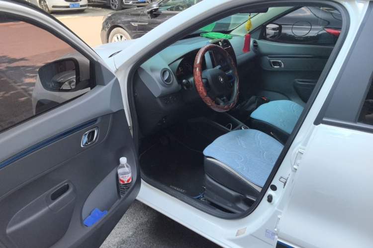 Used Renault E-Nuo 2019 e-Smart Model Driver Seat