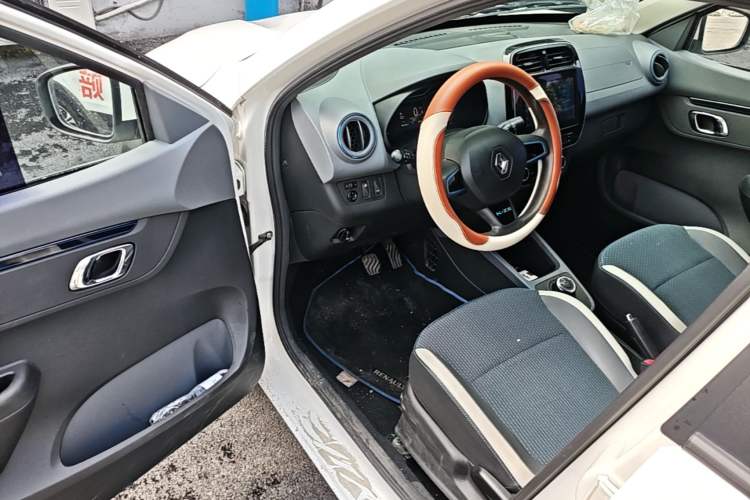 Used Renault E-Nuo 2019 e-Intelligent Model Driver Seat