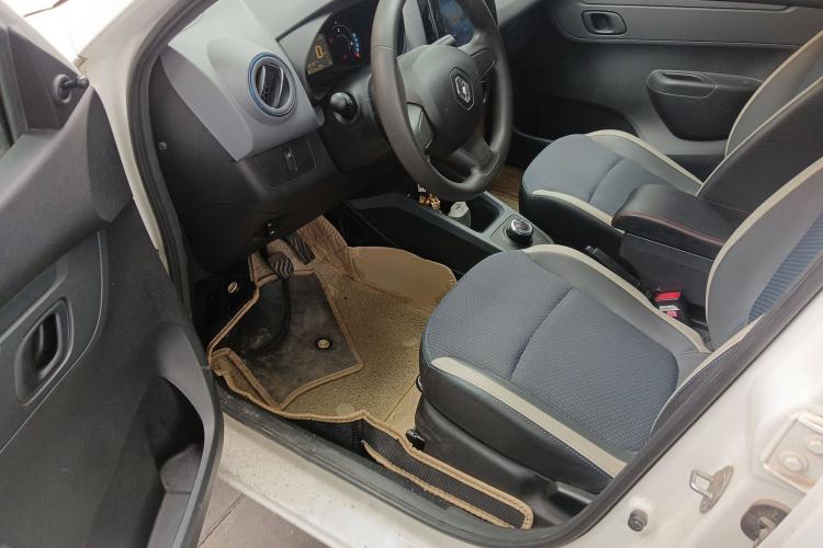 Used Renault E-Nuo 2019 e-Smart Model Driver Seat