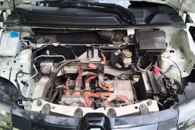 Used Renault E-Nuo 2019 e-Intelligent Model Engine Bay