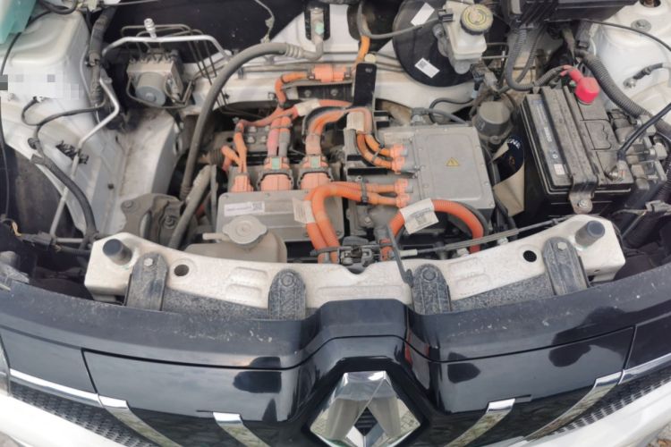 Used Renault E-Nuo 2019 e-Intelligent Model Engine Bay