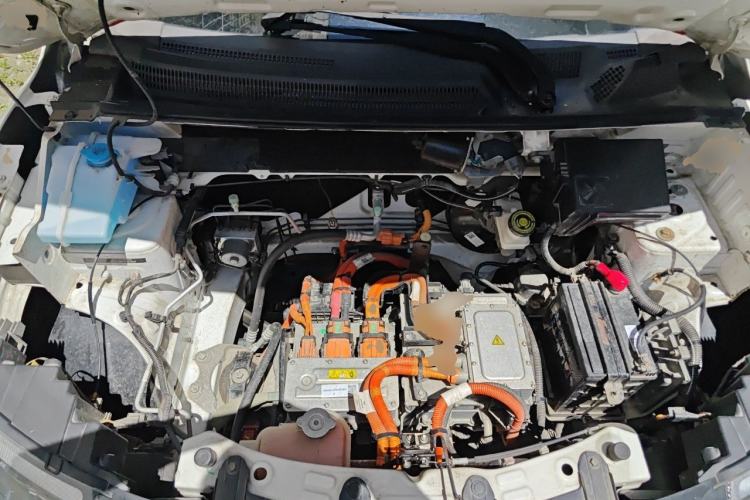 Used Renault E-Nuo 2019 e-Intelligent Model Engine Bay