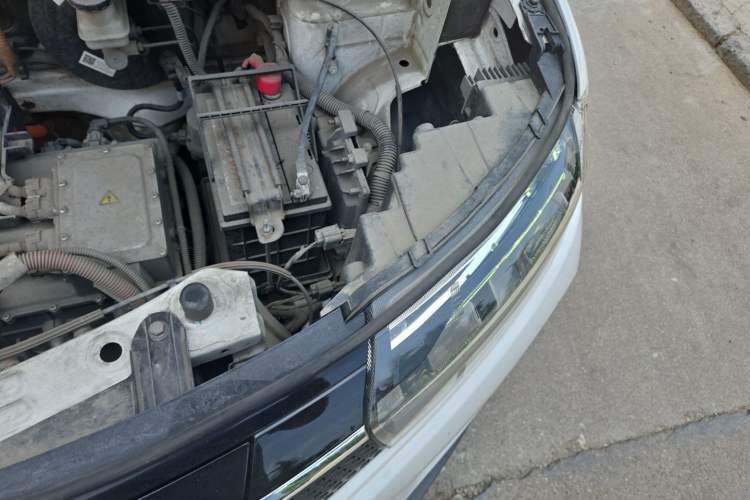 Used Renault E-Nuo 2019 e-Smart Model Engine Bay Left