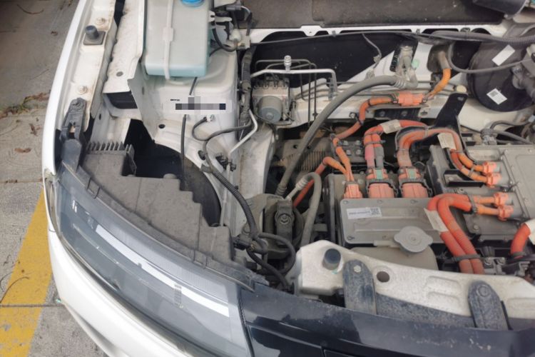 Used Renault E-Nuo 2019 e-Intelligent Model Engine Bay Right