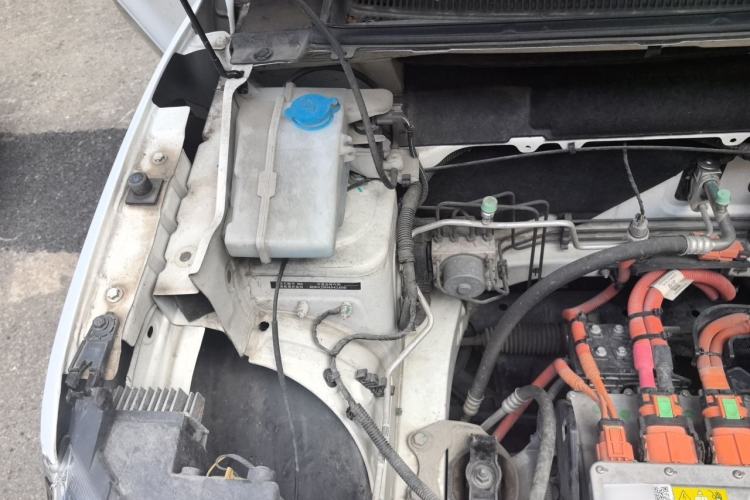 Used Renault E-Nuo 2019 e-Smart Model Engine Bay Right