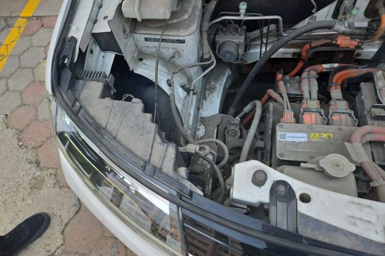 Used Renault E-Nuo 2019 e-Smart Model Engine Bay Right