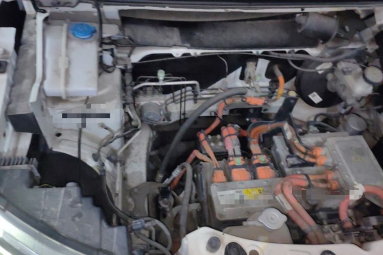 Used Renault E-Nuo 2019 e-Q model Engine Bay Right