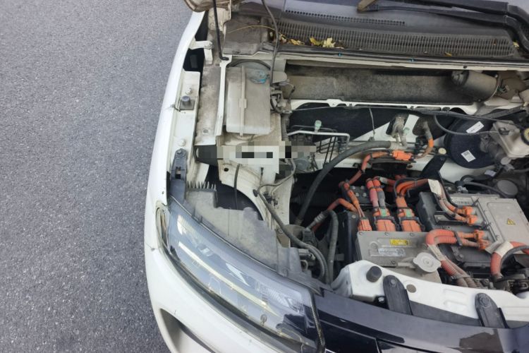 Used Renault E-Nuo 2019 e-Intelligent Model Engine Bay Right