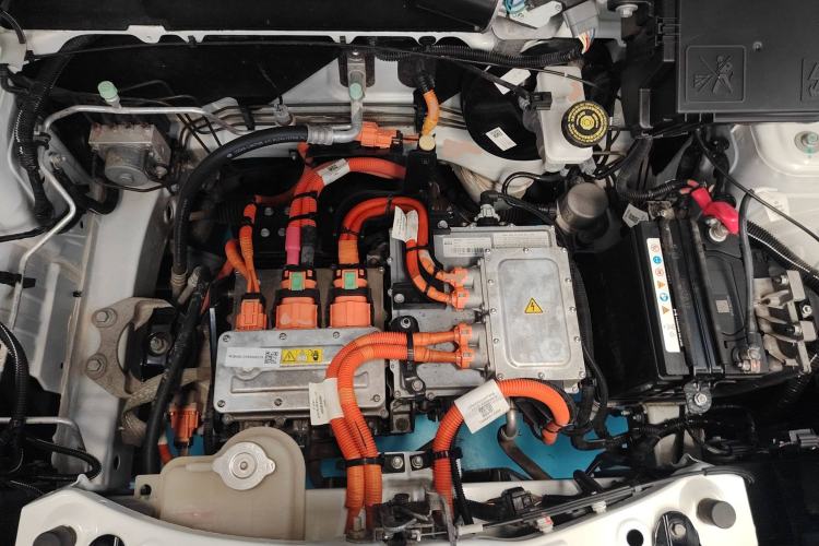 Used Renault E-Nuo 2019 e-Intelligent Model Engine Bay