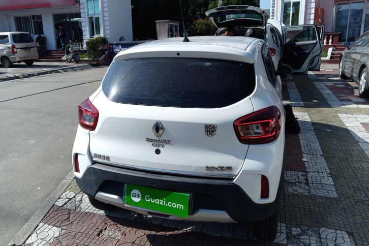 Used Renault E-Nuo 2019 e-Smart Model Exterior 4
