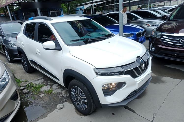 Used Renault E-Nuo 2019 e-Intelligent Model Front Right 45 Deg