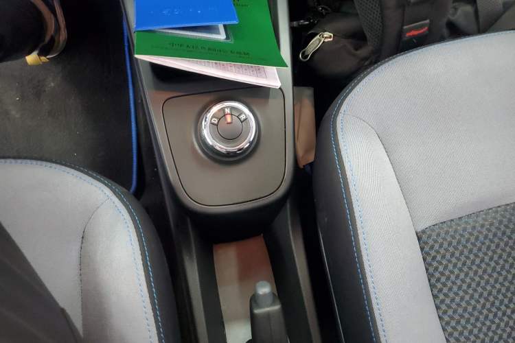 Used Renault E-Nuo 2019 e-Q model Gear Lever