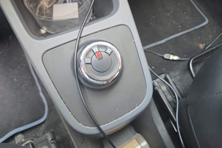 Used Renault E-Nuo 2019 e-Smart Model Gear Lever