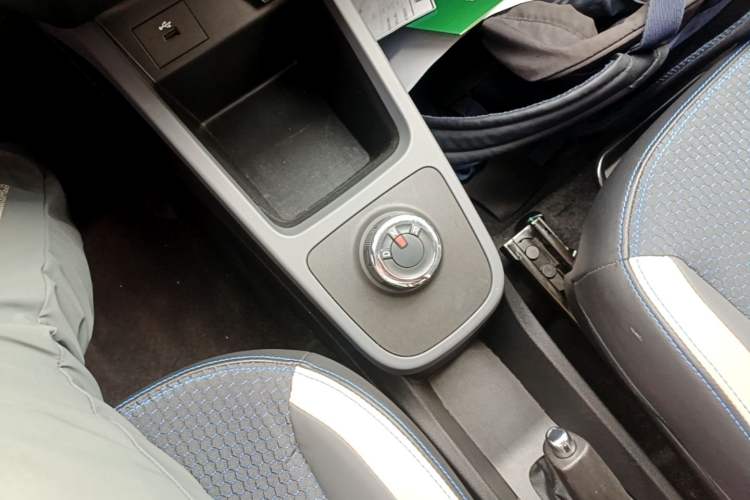 Used Renault E-Nuo 2019 e-Intelligent Model Gear Lever
