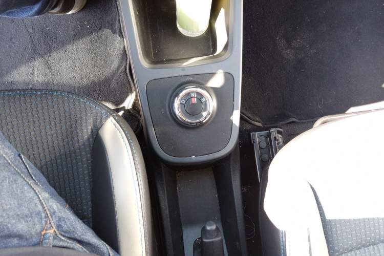 Used Renault E-Nuo 2019 e-Smart Model Gear Lever