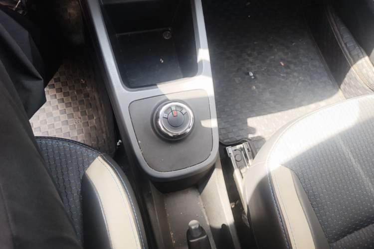 Used Renault E-Nuo 2019 e-Smart Model Gear Lever