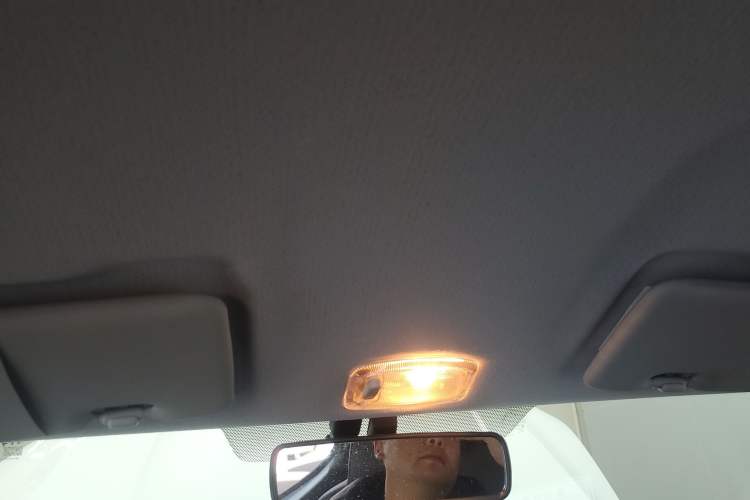 Used Renault E-Nuo 2019 e-Q model Headliner