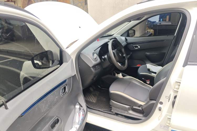 Used Renault E-Nuo 2019 e-Intelligent Model Interior 3