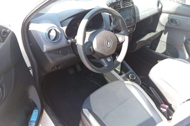 Used Renault E-Nuo 2019 e-Smart Model Interior 3