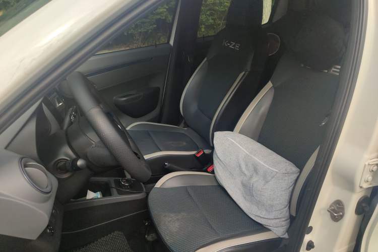 Used Renault E-Nuo 2019 e-Intelligent Model Left Front Seat