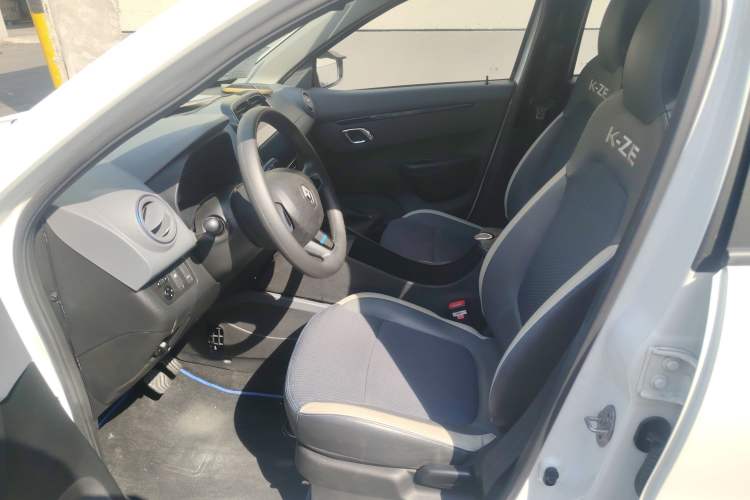 Used Renault E-Nuo 2019 e-Intelligent Model Left Front Seat