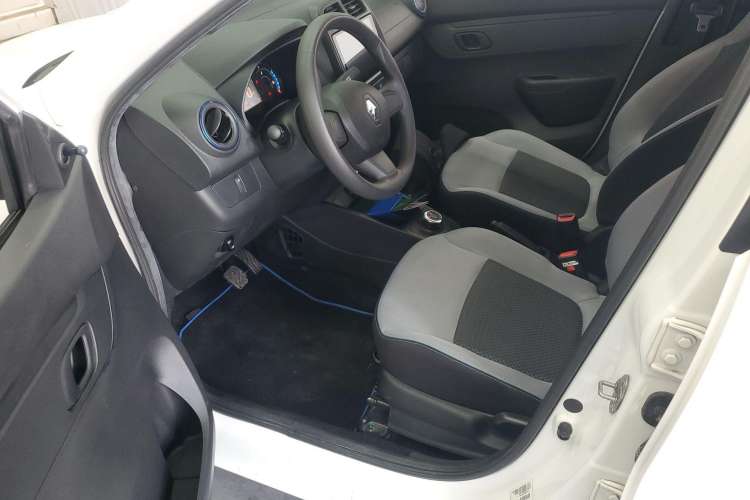 Used Renault E-Nuo 2019 e-Q model Left Front Seat