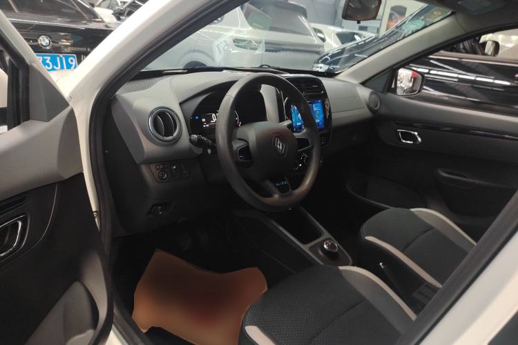Used Renault E-Nuo 2019 e-Intelligent Model Left Front Seat