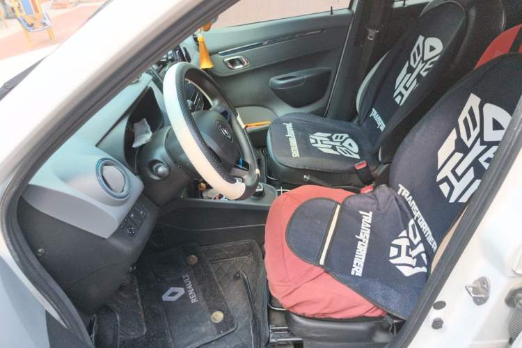 Used Renault E-Nuo 2019 e-Intelligent Model Left Front Seat