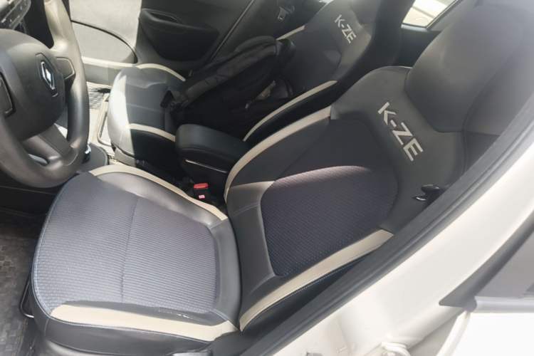 Used Renault E-Nuo 2019 e-Smart Model Left Front Seat