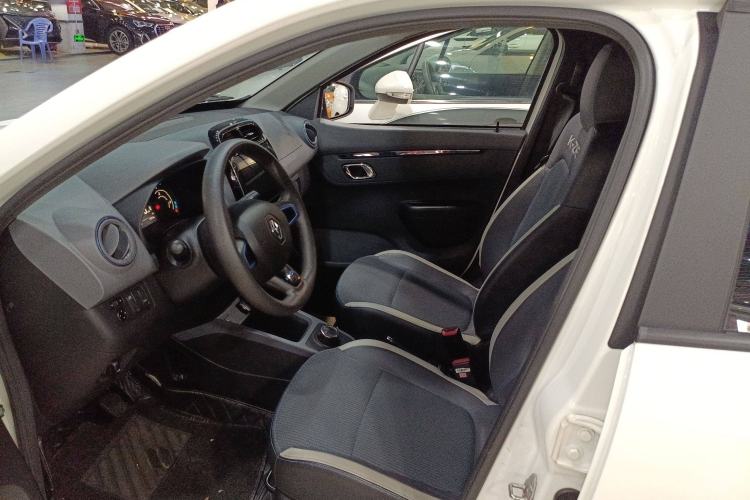 Used Renault E-Nuo 2019 e-Intelligent Model Left Front Seat